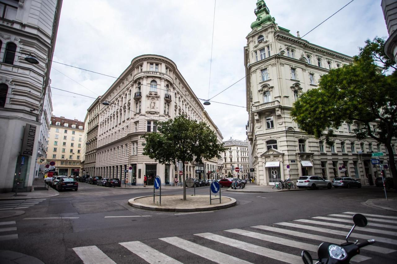 Private C e n t r a l VIENNA Viena Exterior foto