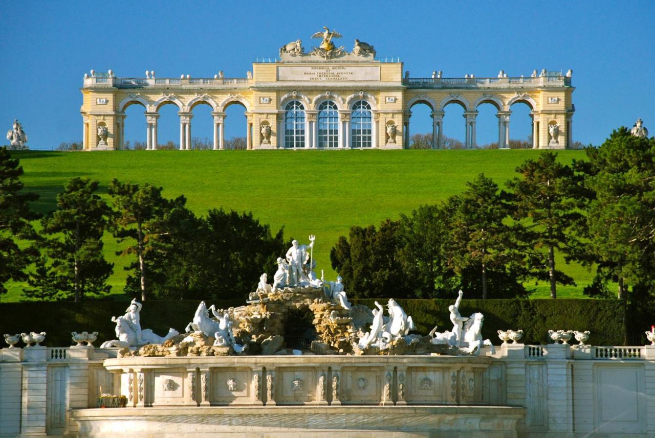 Private C e n t r a l VIENNA Viena Exterior foto